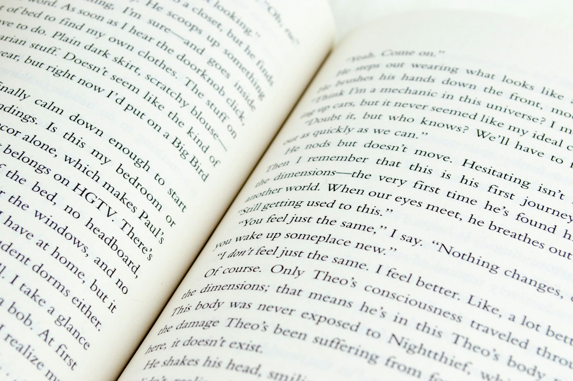 Tak Melulu Jadi Novelis, Ini Macam Profesi Writer yang Kekinian